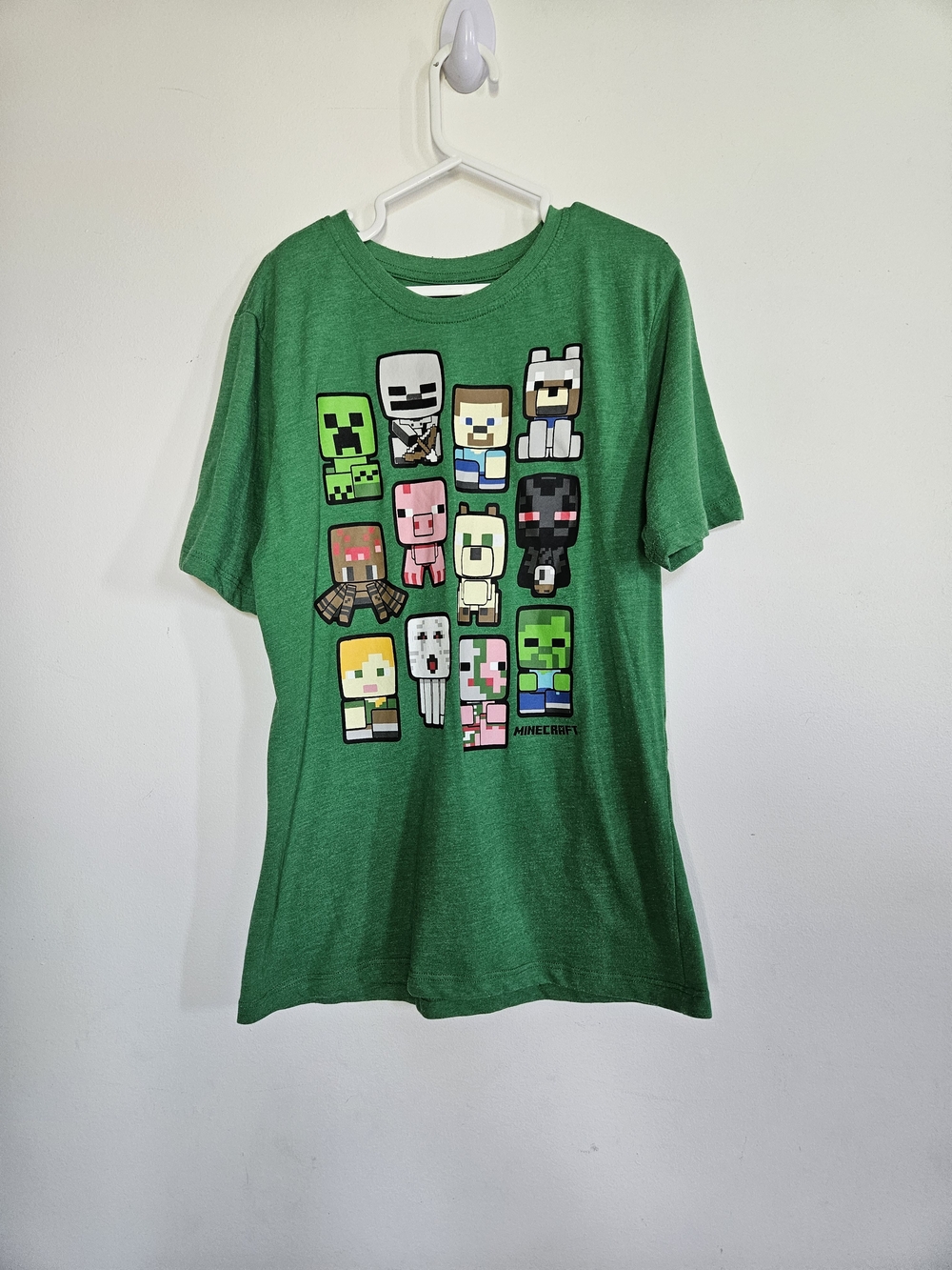 ​Minecraft Kids Green Graphic T-Shirt Size L 10-12 Characters